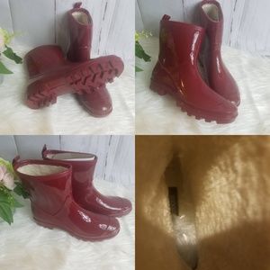 sociology rain boots